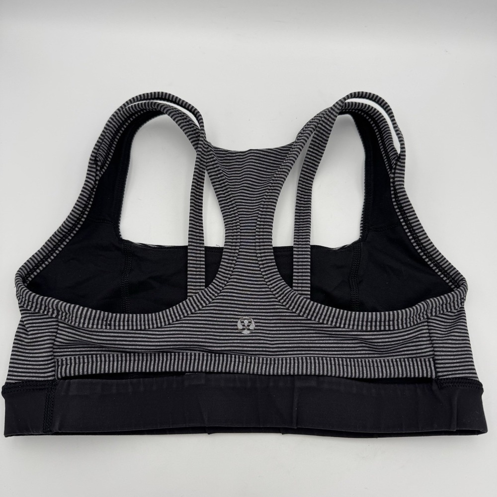 Lululemon Energy Sports Bra‎ Size 6 Mod Stripe Black White Strappy